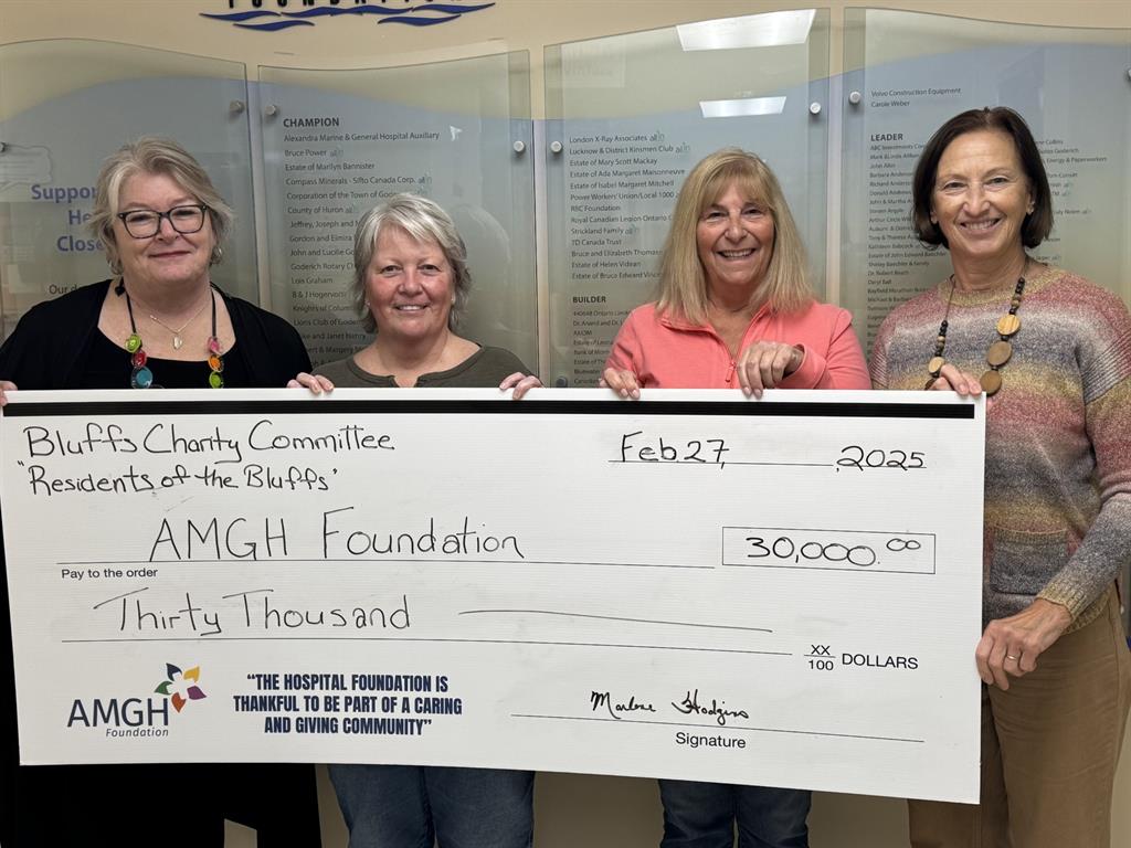 $30,000 cheque presentation  from the Bluffs to AMGH Foundation